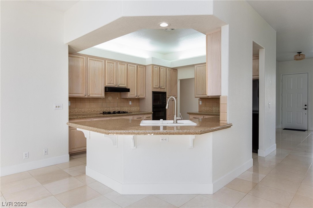 9013 Rivers Edge Drive