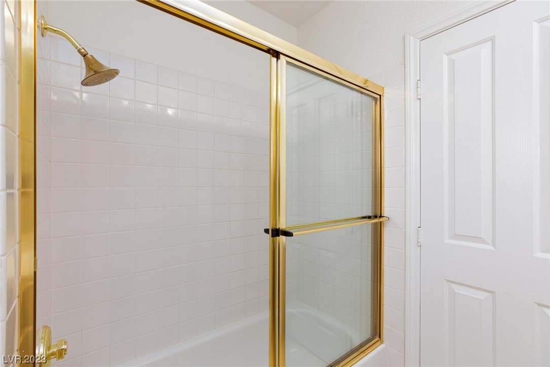 9013 Rivers Edge Drive