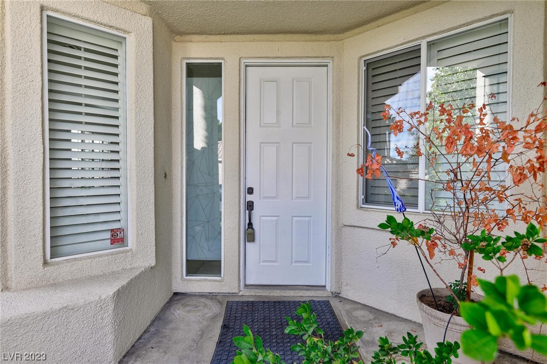 9013 Rivers Edge Drive