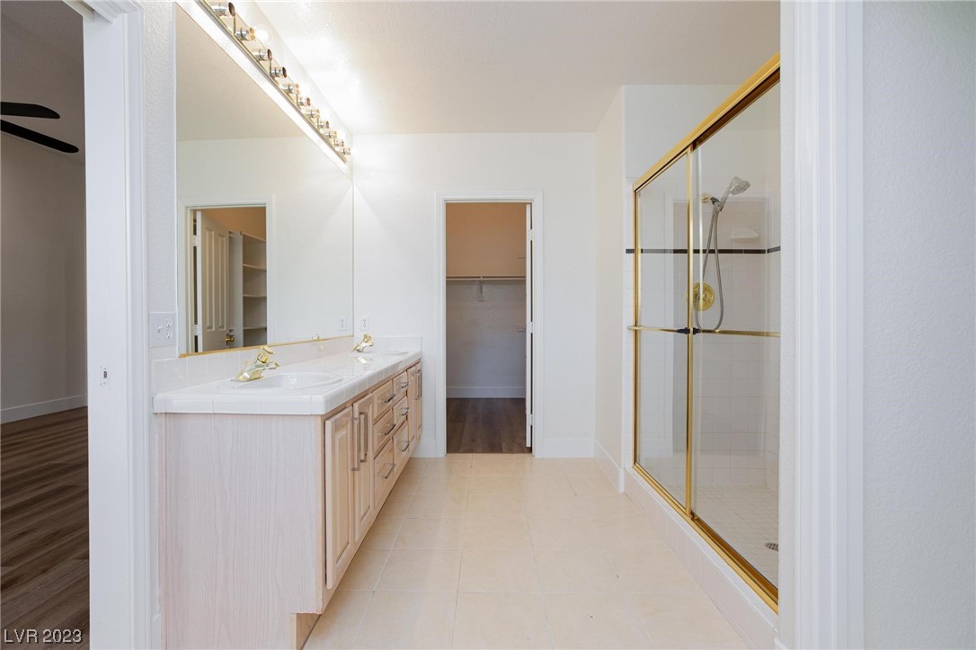 9013 Rivers Edge Drive