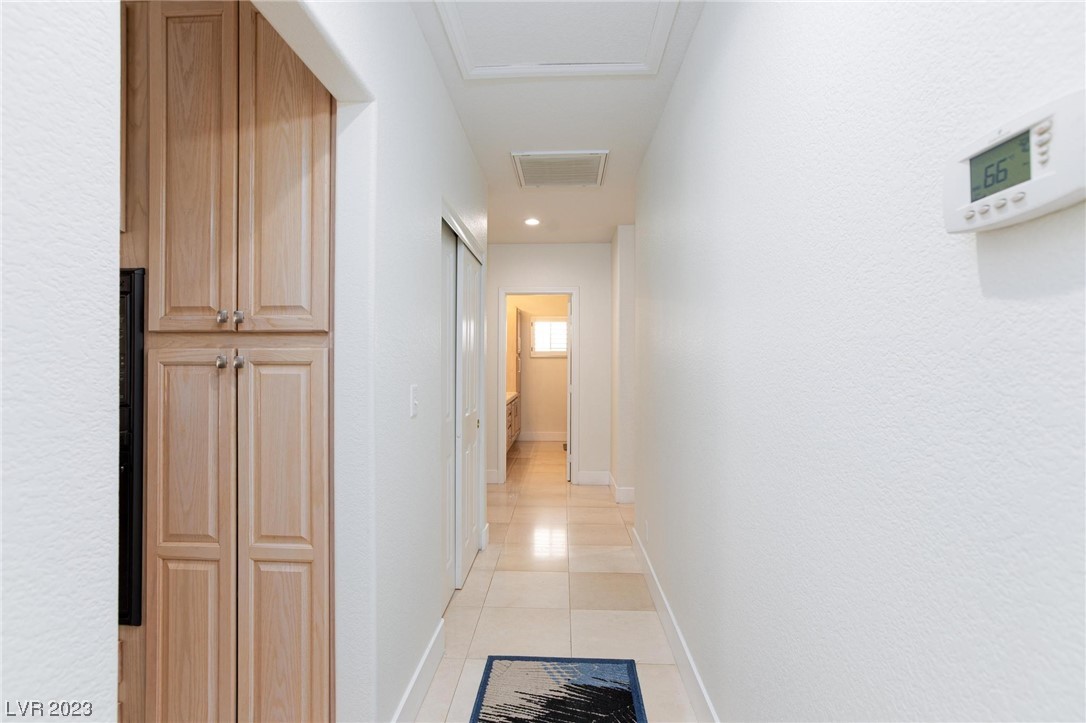 9013 Rivers Edge Drive