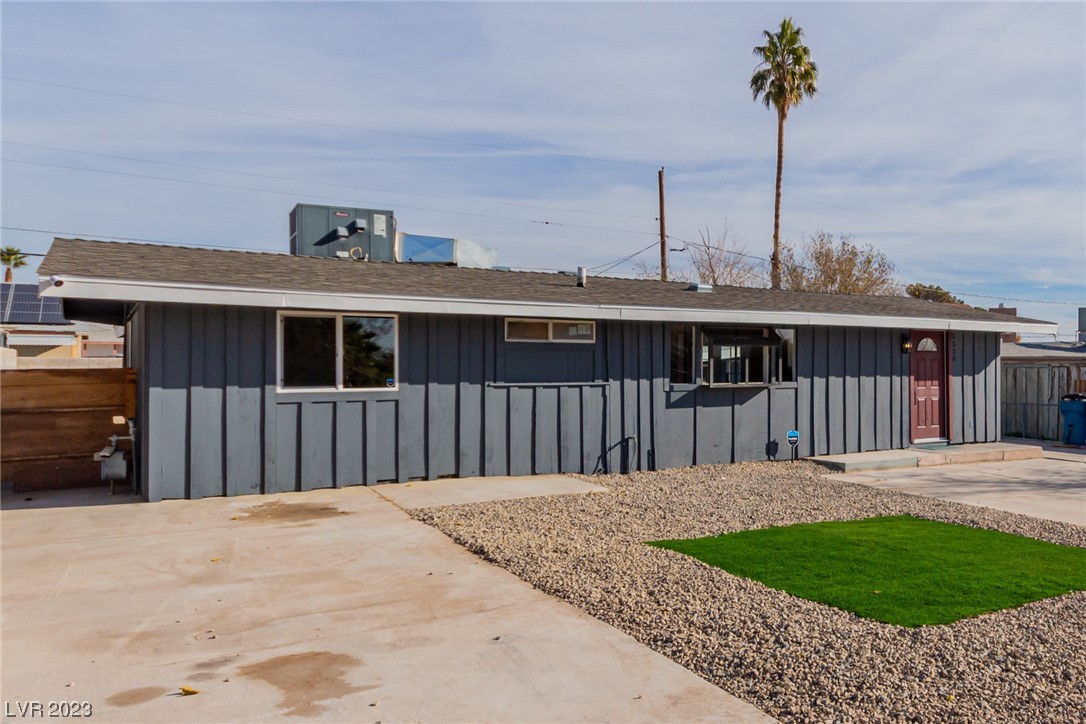 5520 Heron Avenue