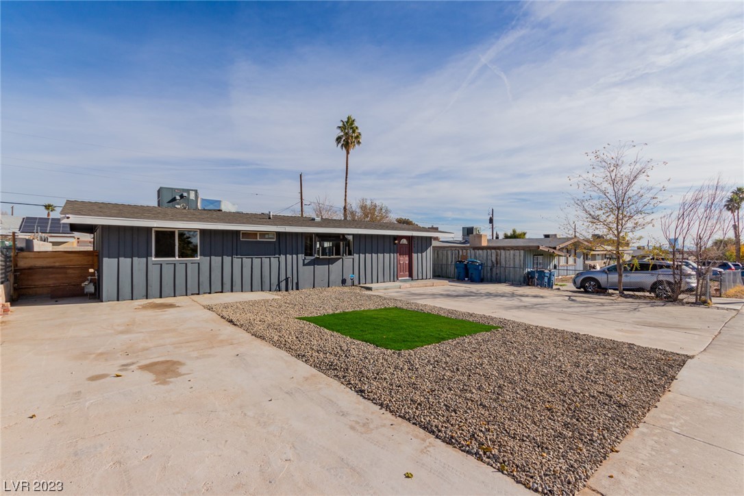 5520 Heron Avenue