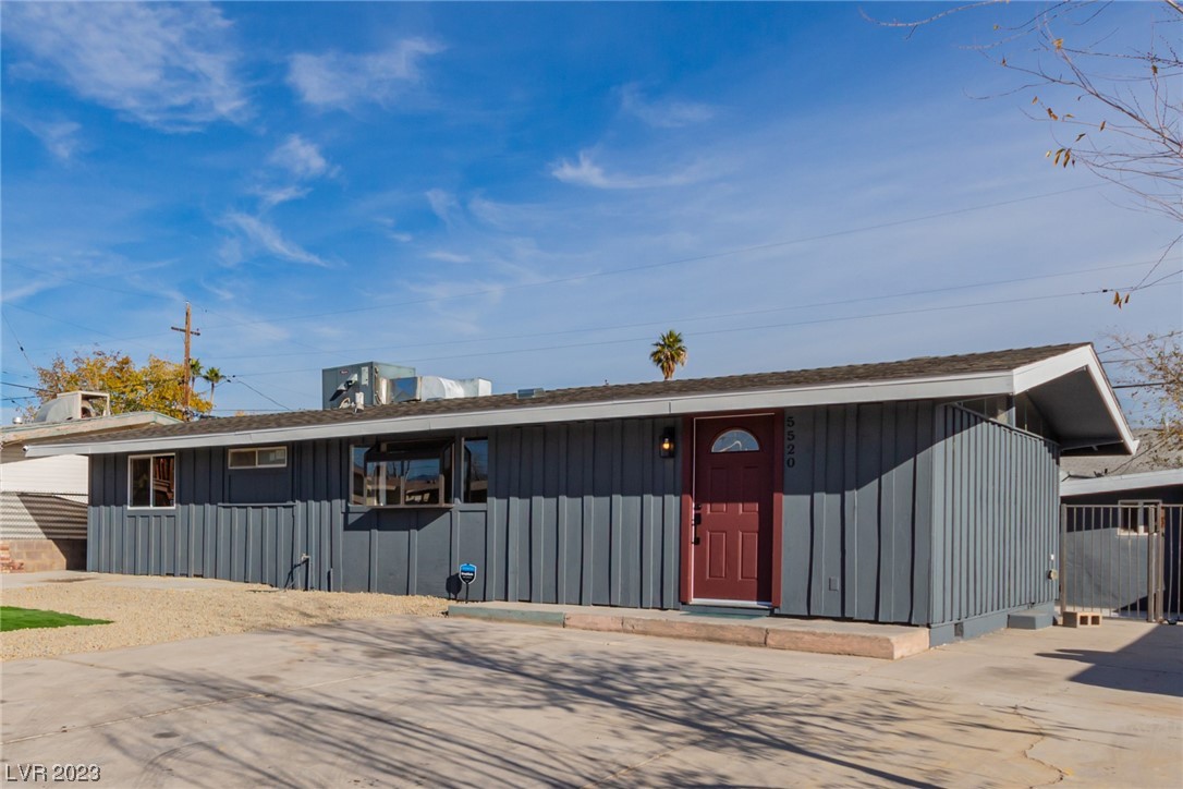 5520 Heron Avenue