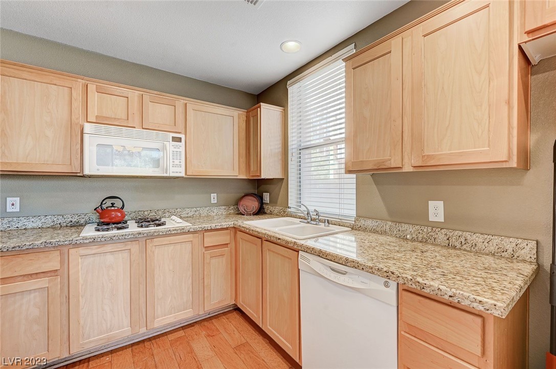 63 East AGATE Avenue 209