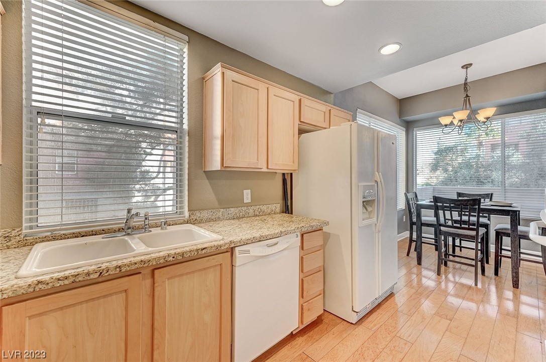63 East AGATE Avenue 209