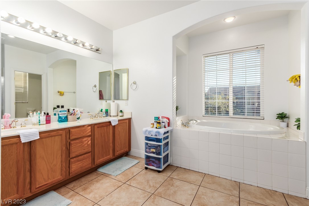 1014 Rustridge Avenue