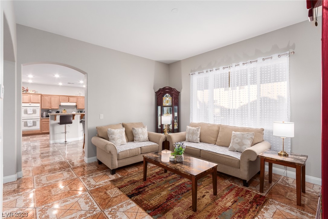 1014 Rustridge Avenue