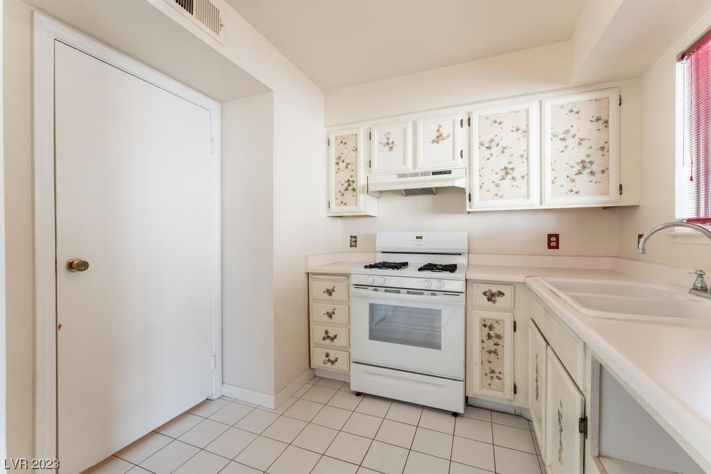 913 Wilson Cliffs Road