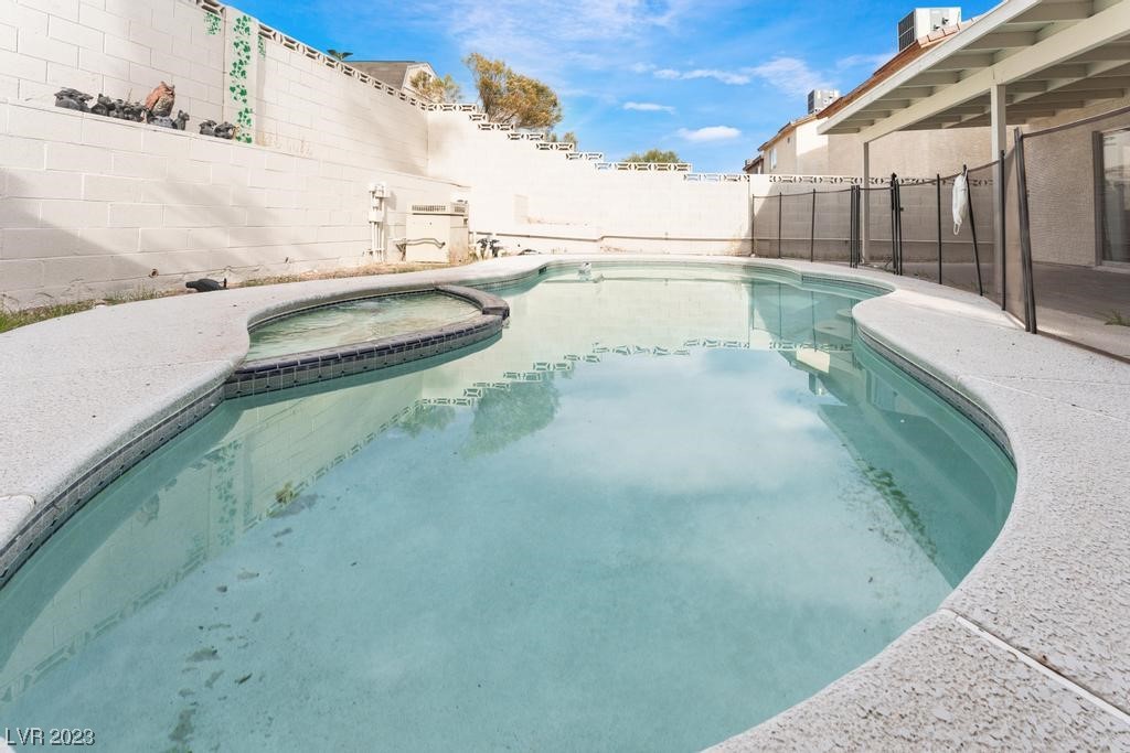 913 Wilson Cliffs Road