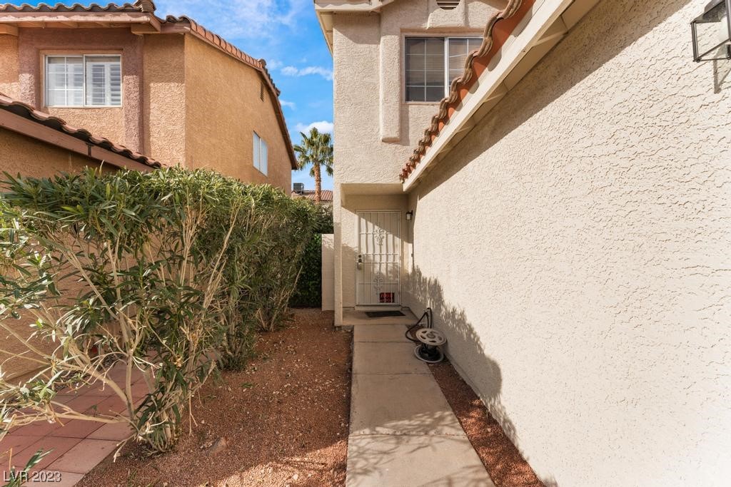 913 Wilson Cliffs Road