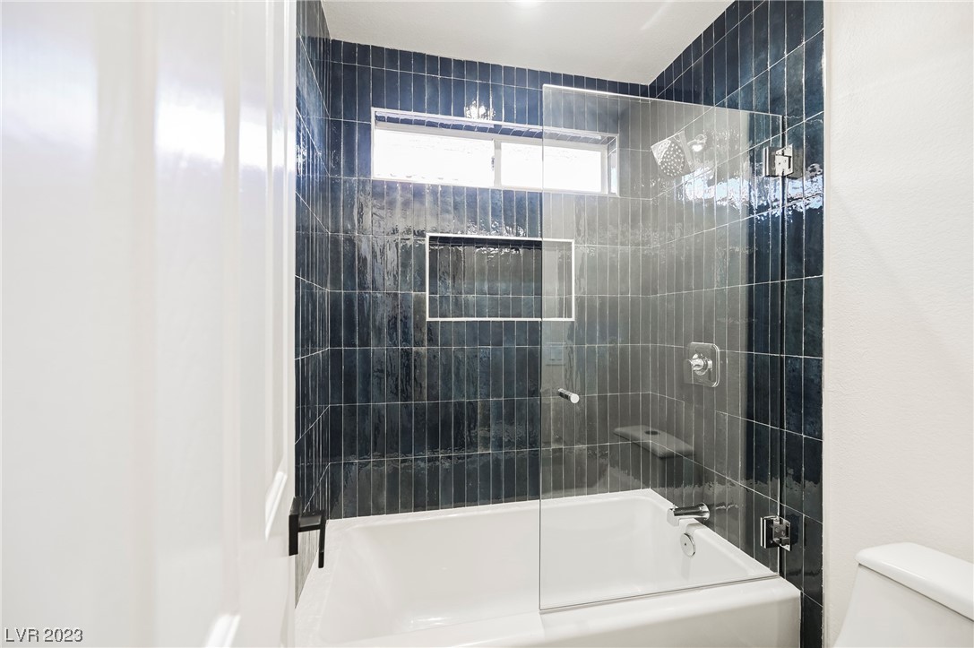 8221 Sedona Sunrise Drive