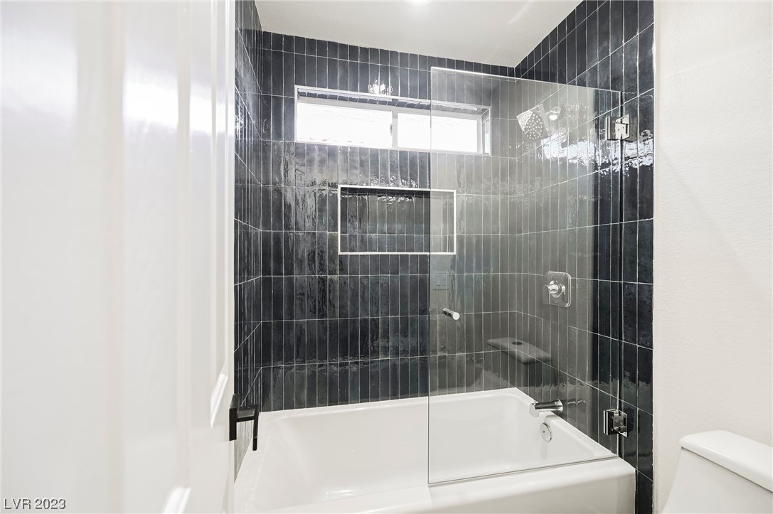 8221 Sedona Sunrise Drive