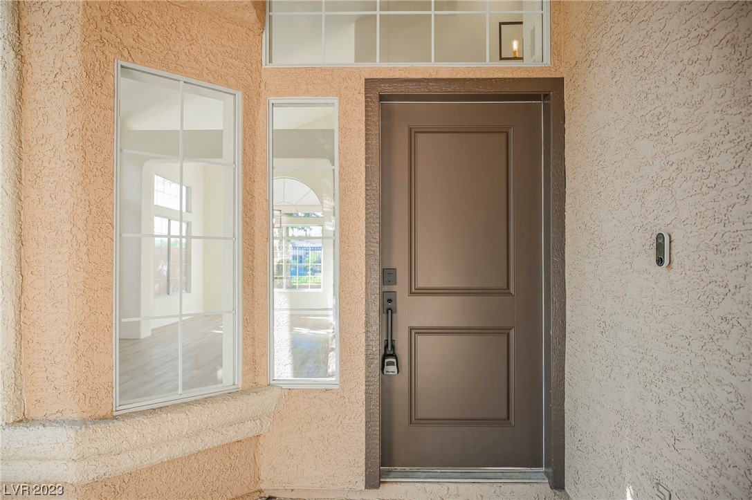 8221 Sedona Sunrise Drive
