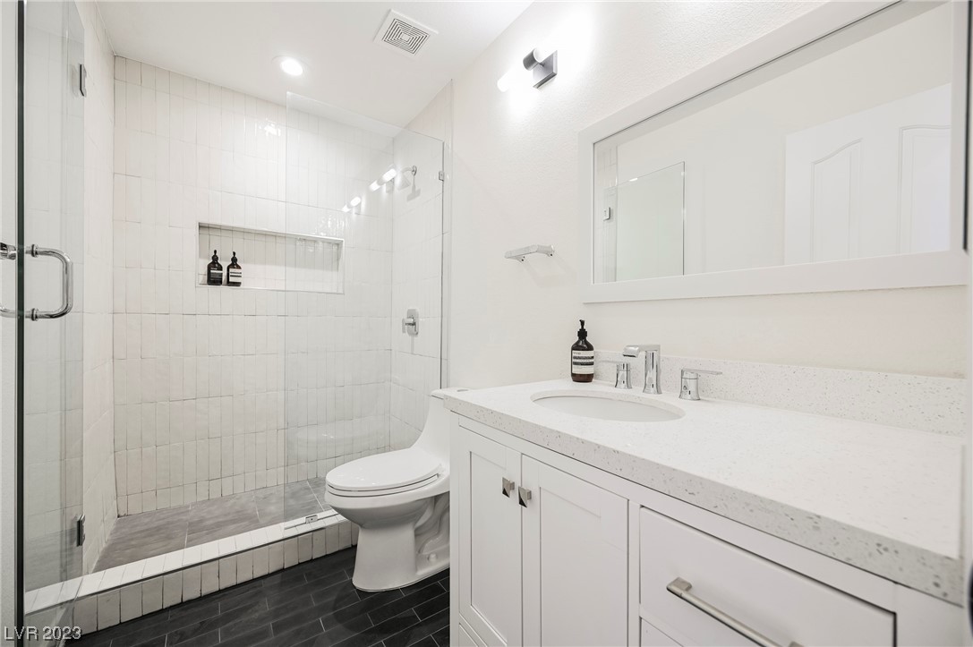 8221 Sedona Sunrise Drive