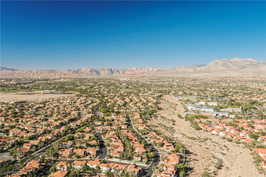 8221 Sedona Sunrise Drive