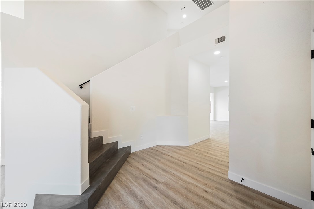 8221 Sedona Sunrise Drive