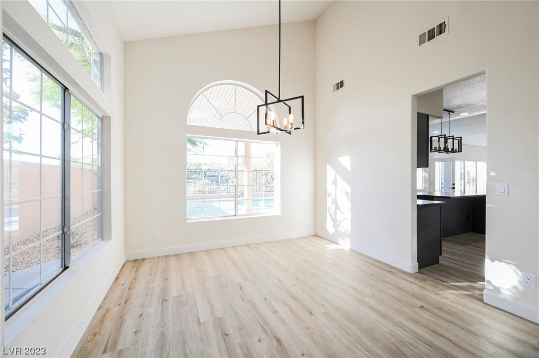 8221 Sedona Sunrise Drive
