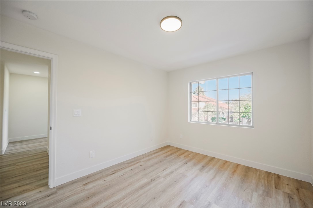 8221 Sedona Sunrise Drive