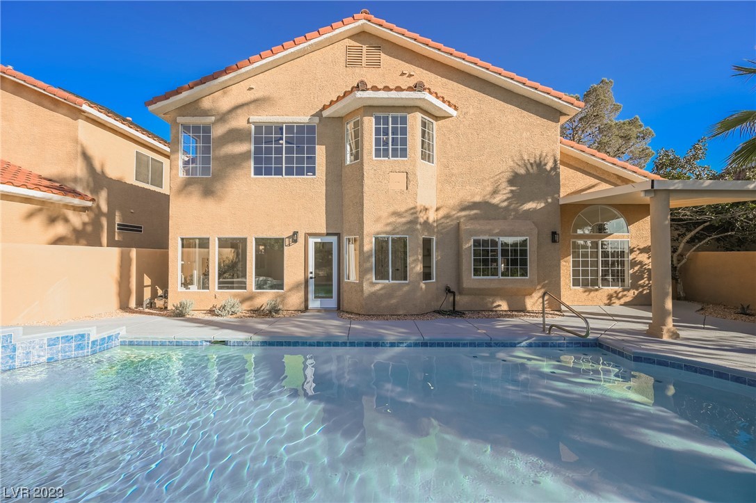 8221 Sedona Sunrise Drive