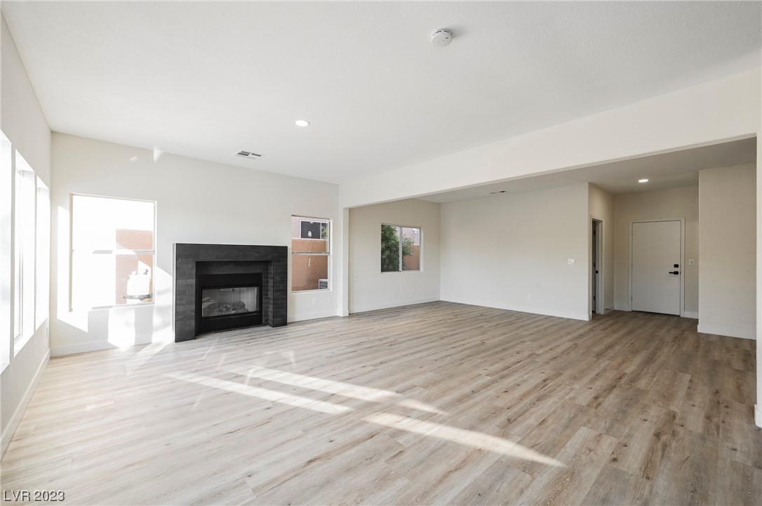 8221 Sedona Sunrise Drive