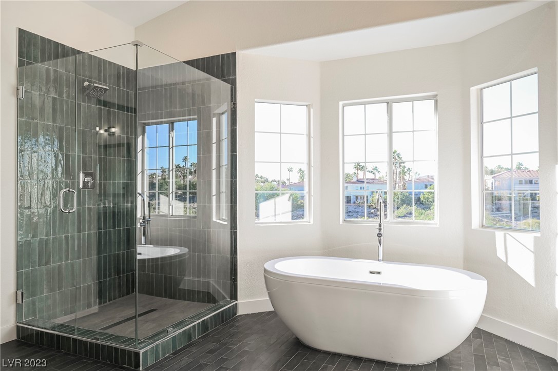 8221 Sedona Sunrise Drive