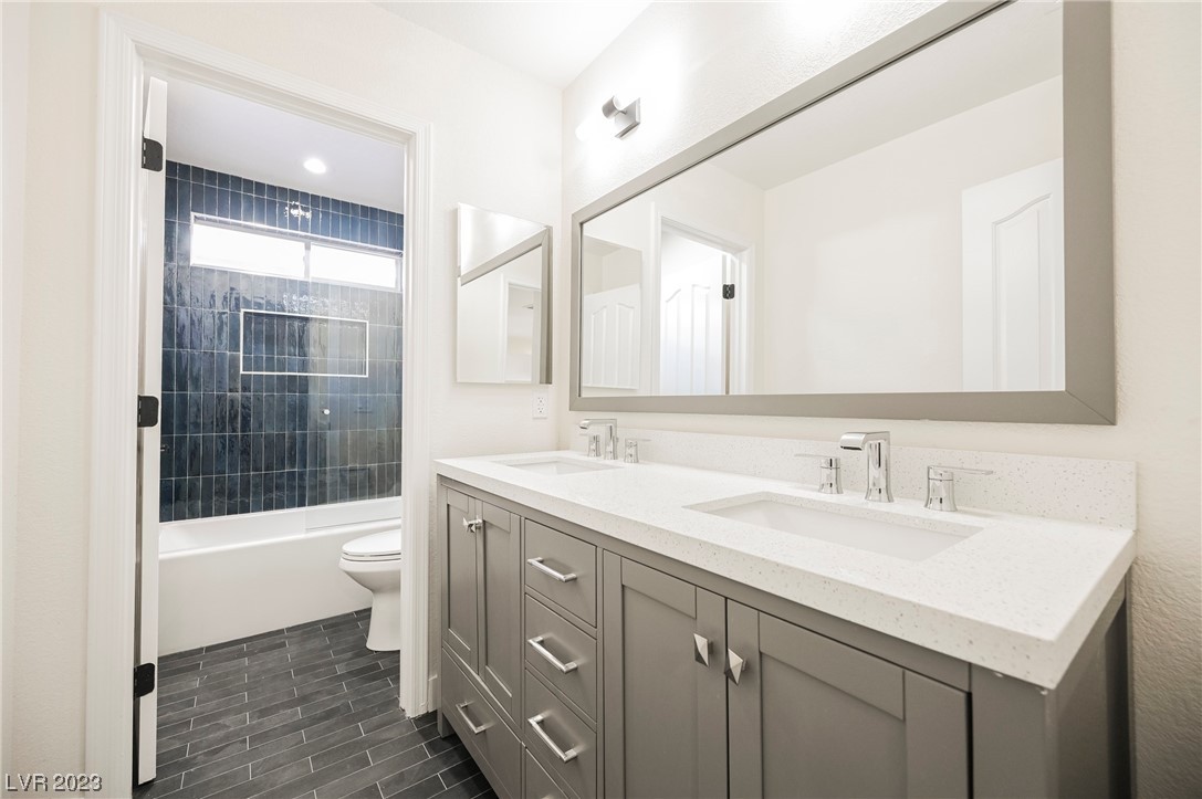 8221 Sedona Sunrise Drive
