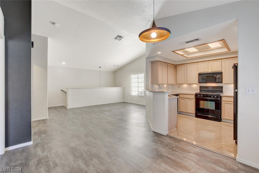 5201 South Torrey Pines Drive 1284