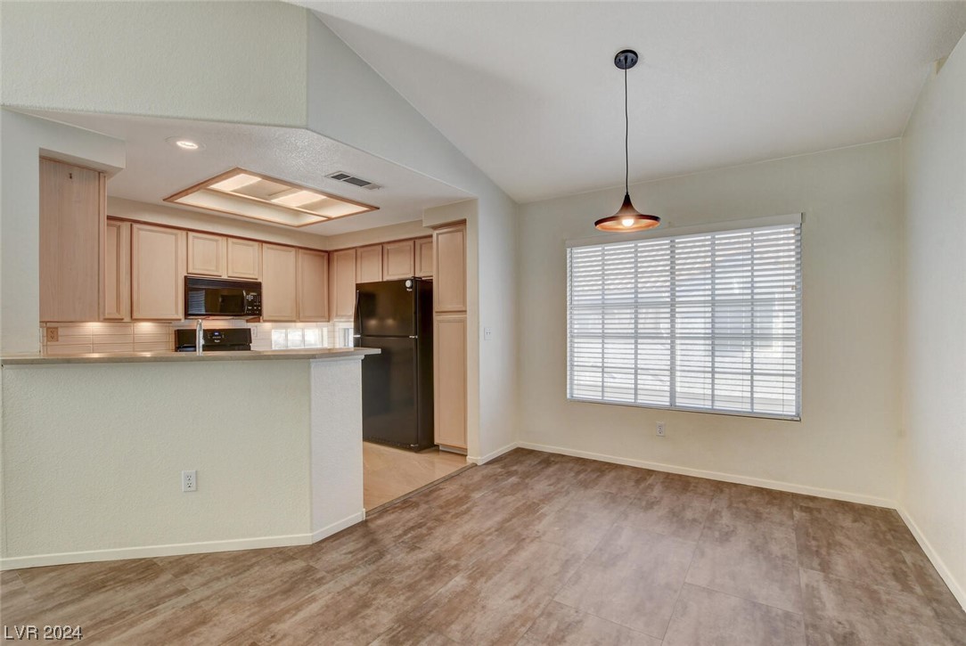 5201 South Torrey Pines Drive 1284