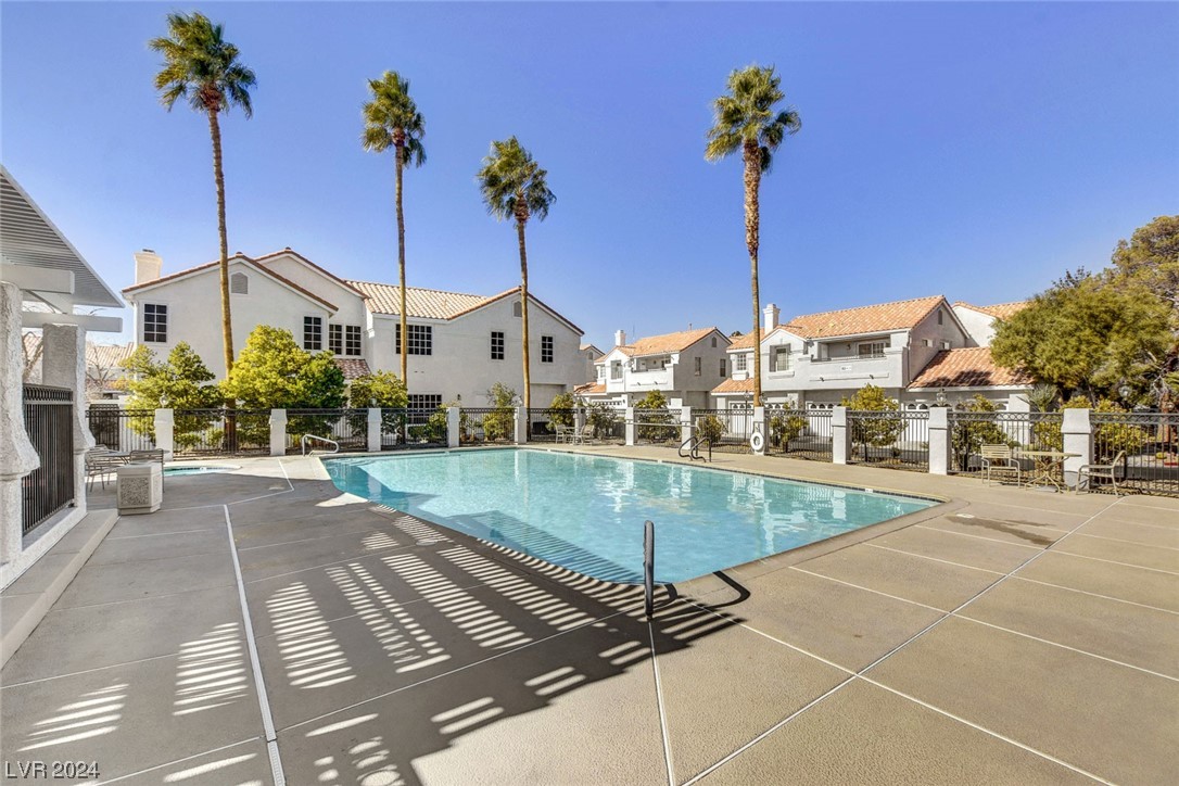 5201 South Torrey Pines Drive 1284