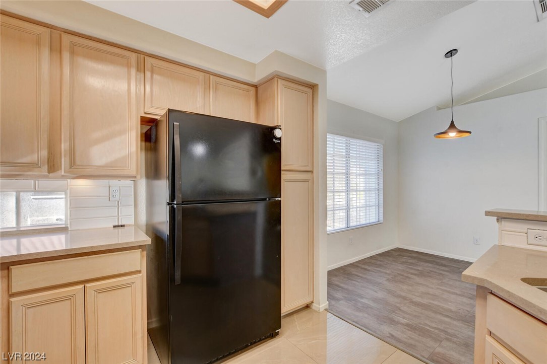 5201 South Torrey Pines Drive 1284