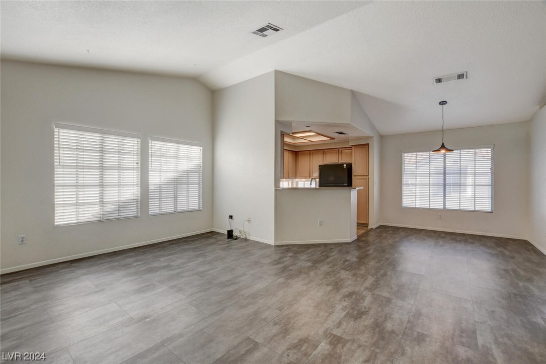 5201 South Torrey Pines Drive 1284