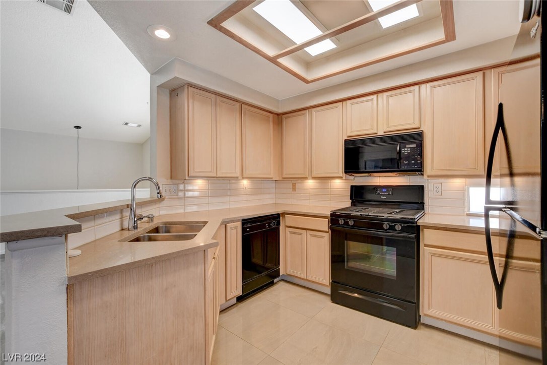 5201 South Torrey Pines Drive 1284