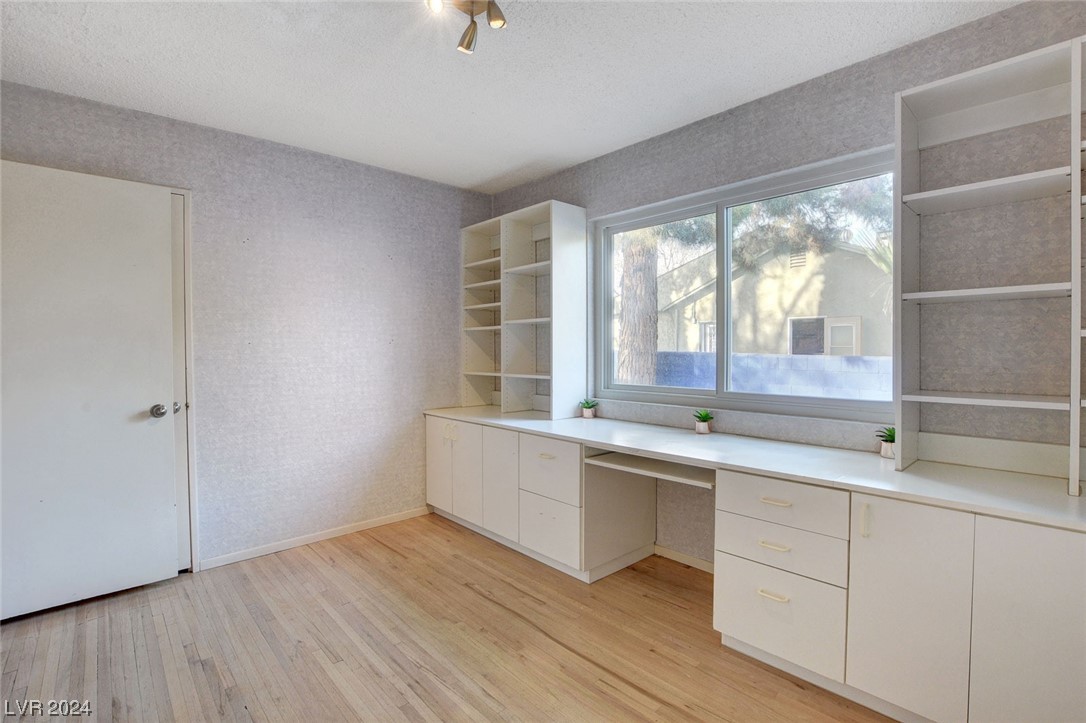 1225 Darmak Drive