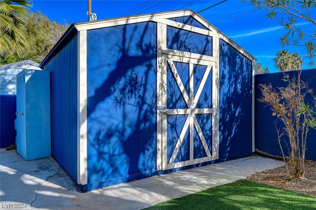 1225 Darmak Drive