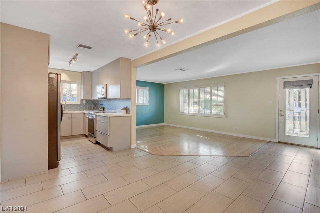 1225 Darmak Drive