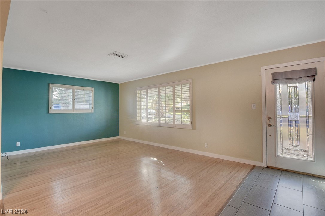 1225 Darmak Drive