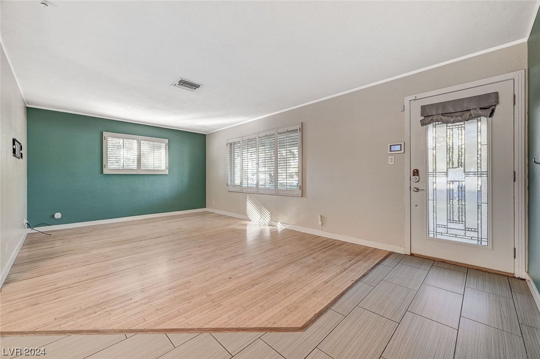 1225 Darmak Drive