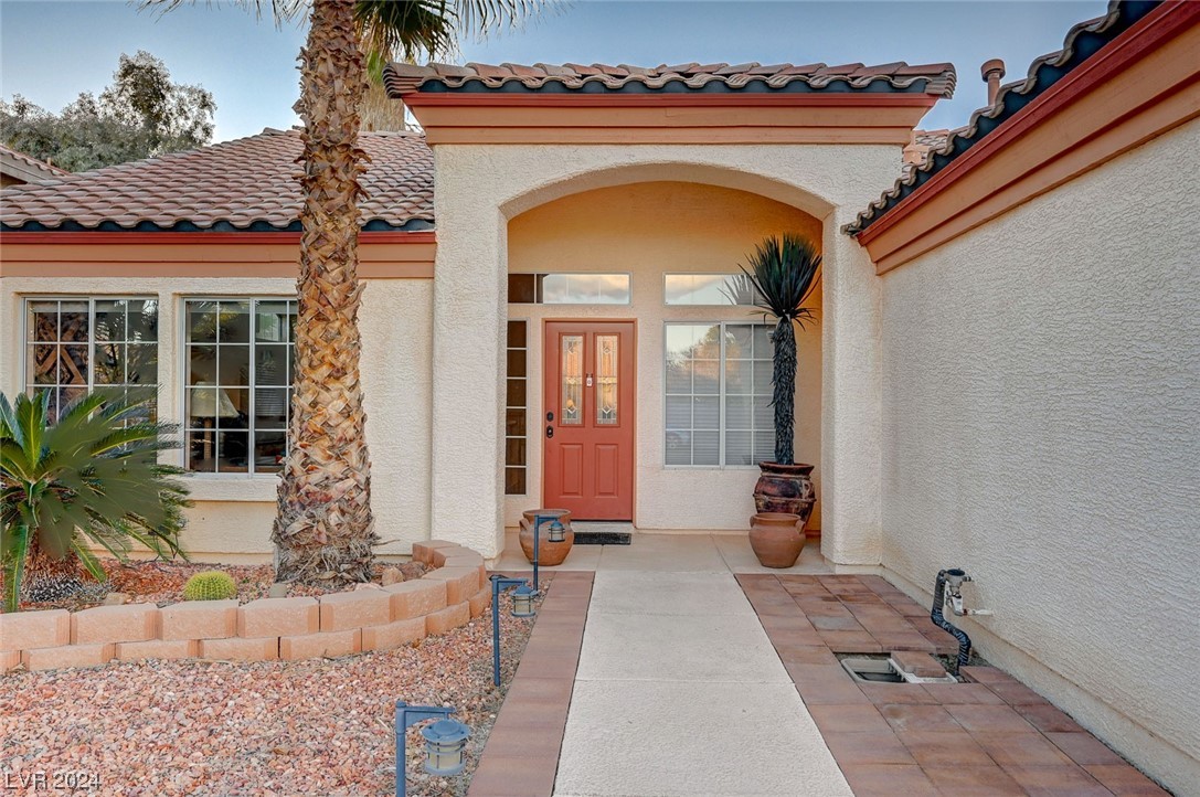 7655 Cypress Tree Street