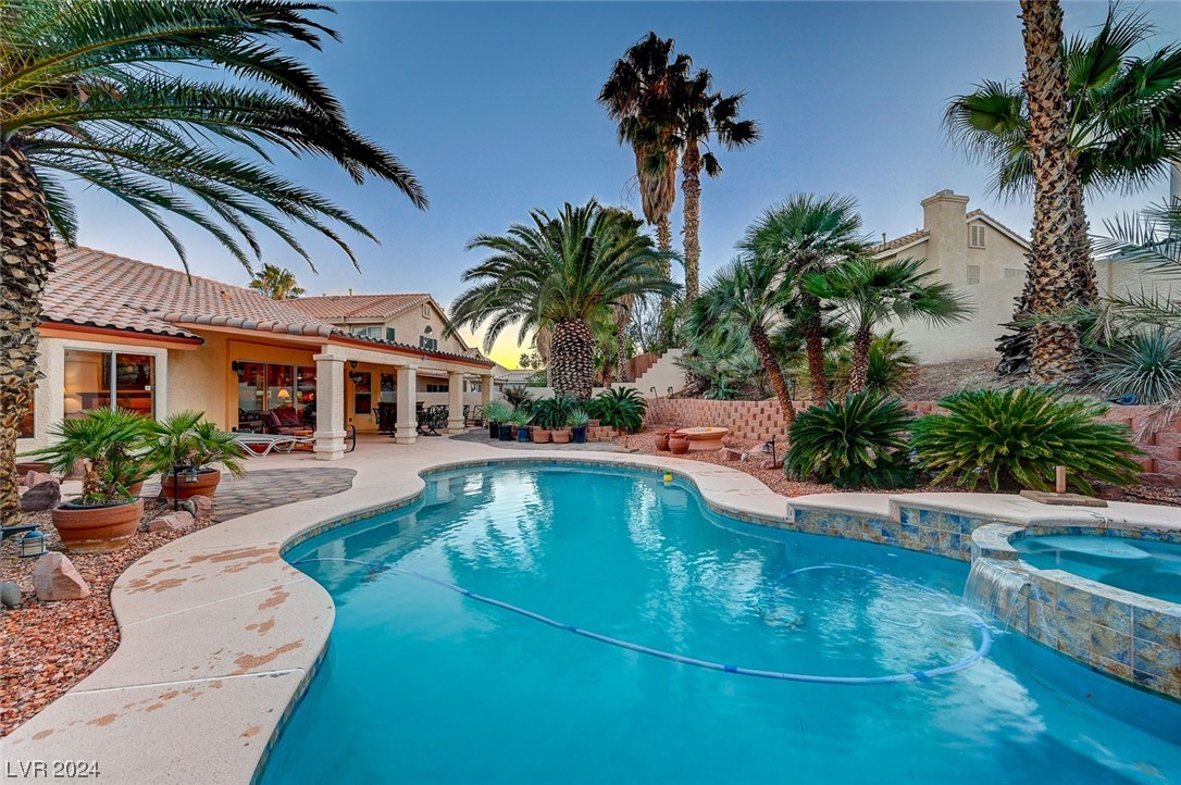 7655 Cypress Tree Street