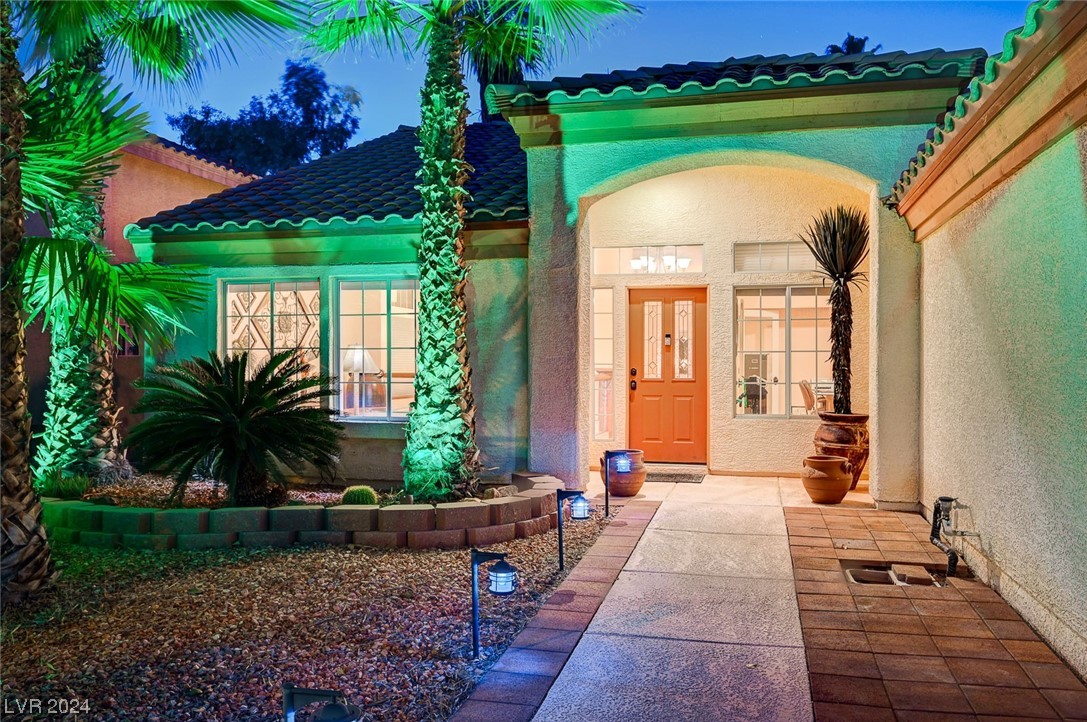 7655 Cypress Tree Street
