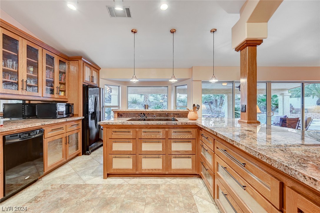 7655 Cypress Tree Street