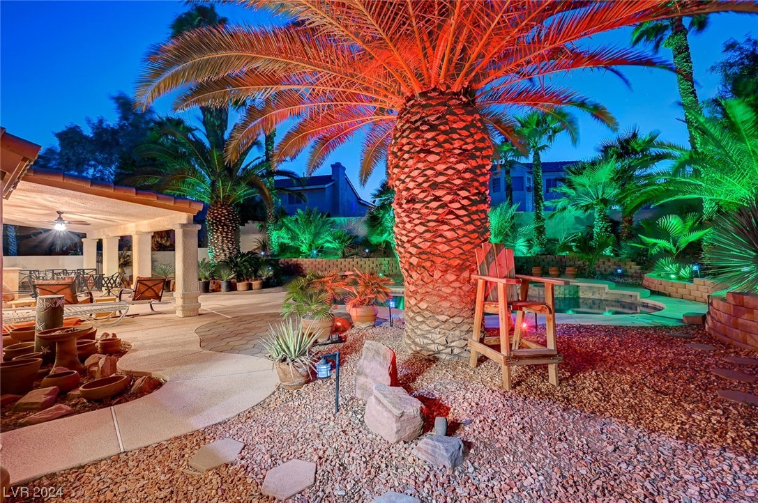 7655 Cypress Tree Street