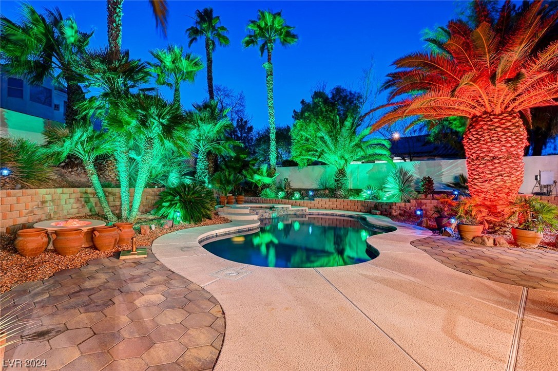 7655 Cypress Tree Street
