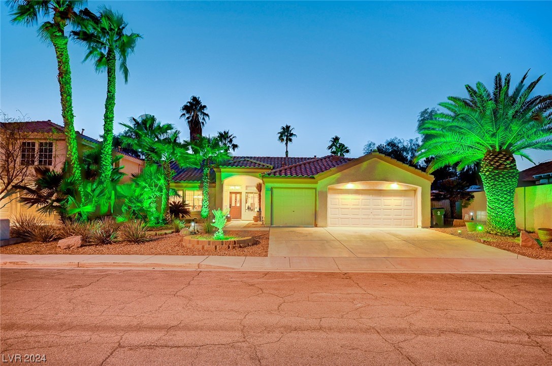 7655 Cypress Tree Street