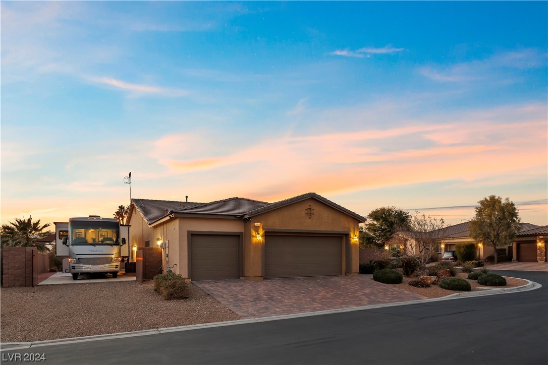 5983 Collin Crossing Street