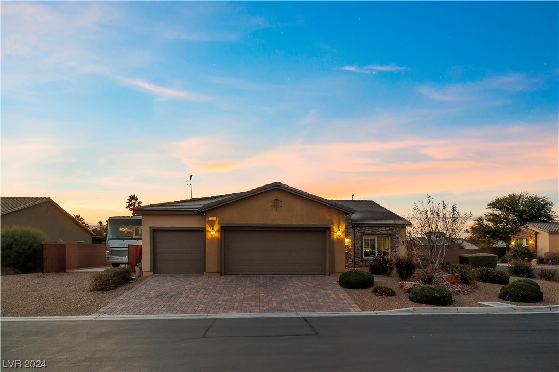 5983 Collin Crossing Street