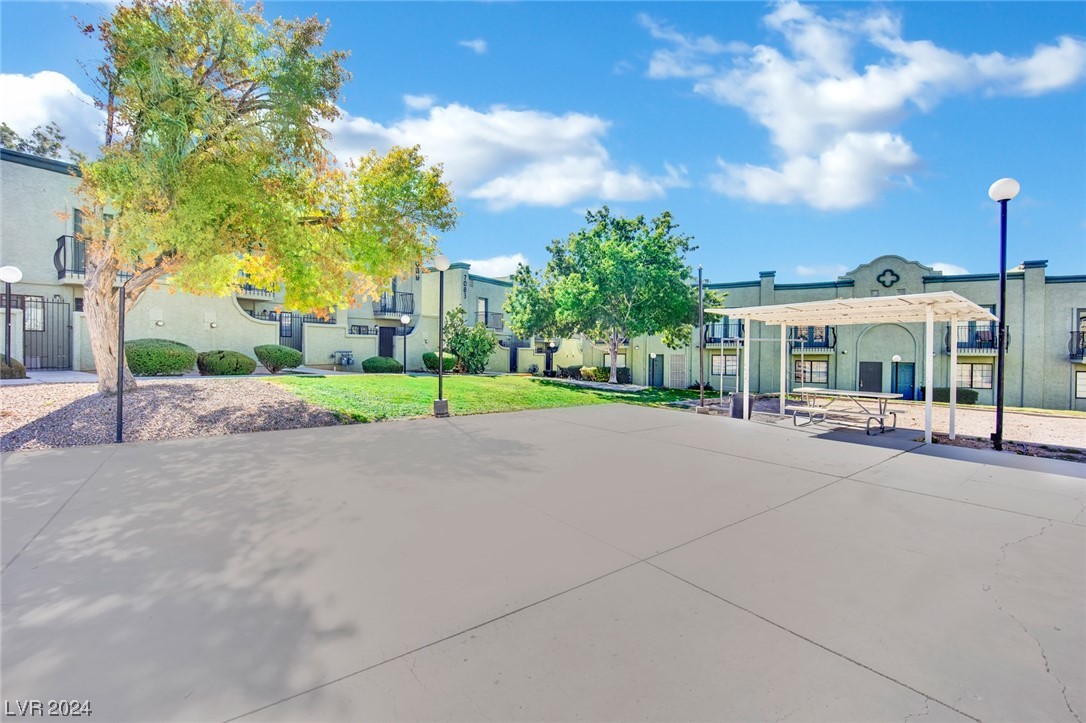 7048 Burcot Avenue L57