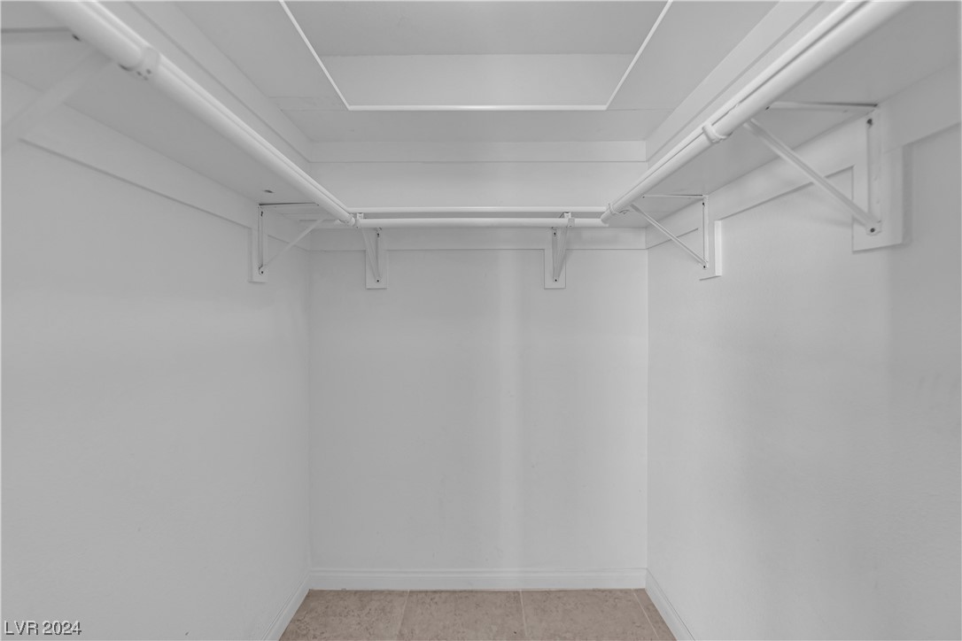 7048 Burcot Avenue L57