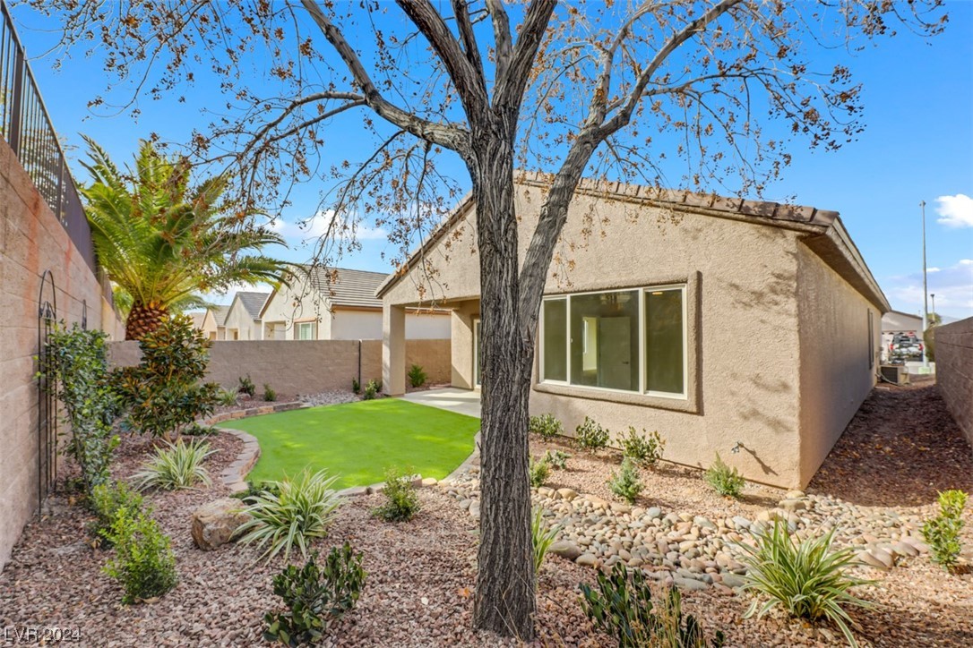 2499 Evening Twilight Avenue